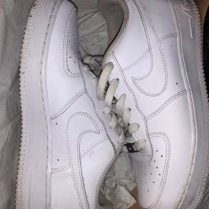 White AirForce 1